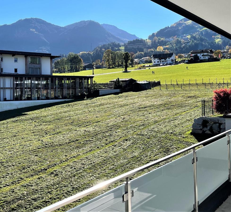 H21 - Modernes Ferienhaus 145Qm, 4Sz, Wellnessbereich Mit Sauna Und Dachterrasse Mit Panoramablick, Kuehlen Und Heizen Mit Geothermie Fügen Exterior foto