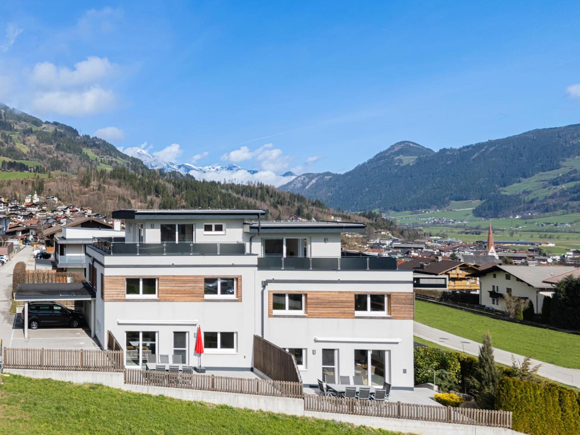 H21 - Modernes Ferienhaus 145Qm, 4Sz, Wellnessbereich Mit Sauna Und Dachterrasse Mit Panoramablick, Kuehlen Und Heizen Mit Geothermie Fügen Exterior foto