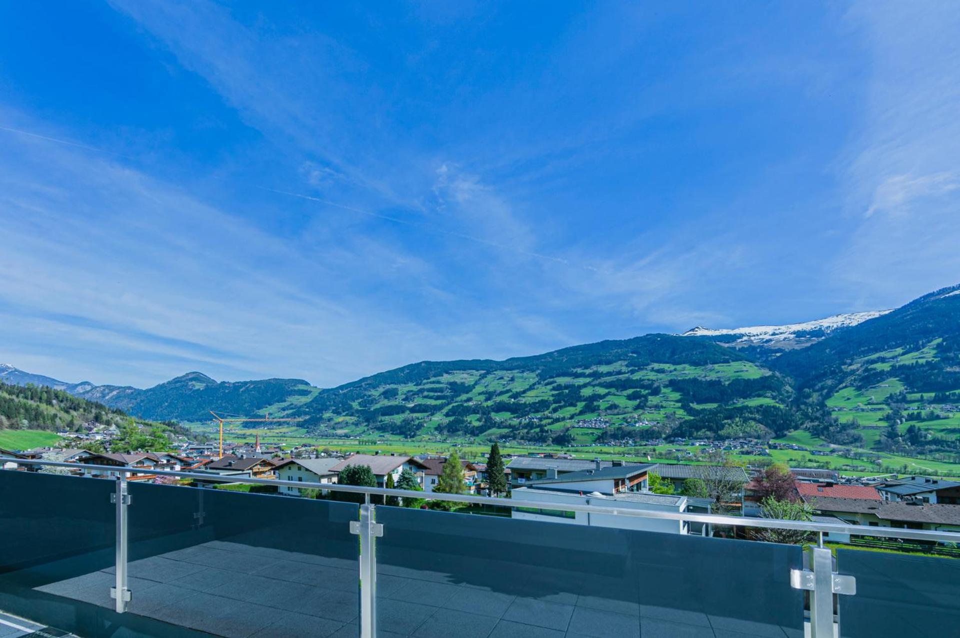 H21 - Modernes Ferienhaus 145Qm, 4Sz, Wellnessbereich Mit Sauna Und Dachterrasse Mit Panoramablick, Kuehlen Und Heizen Mit Geothermie Fügen Exterior foto